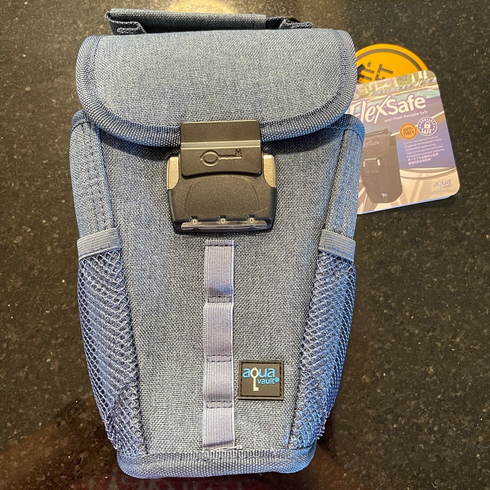 Aqua Vault Flex Safe